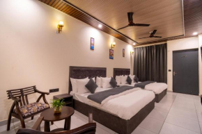 M-aple Hills Resort